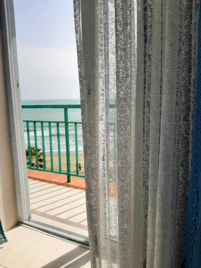 Holiday Wanda فوينخيرولا المظهر الخارجي الصورة