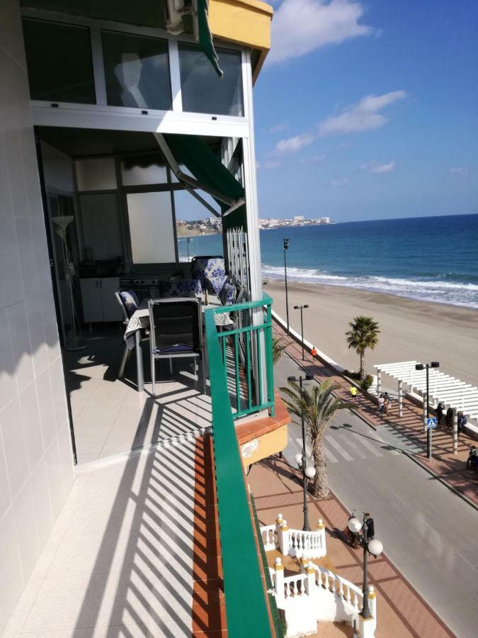 Holiday Wanda فوينخيرولا المظهر الخارجي الصورة